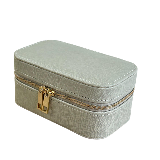 Estuche organizador compacto mediano para joyas en tono dorado cierre metálico